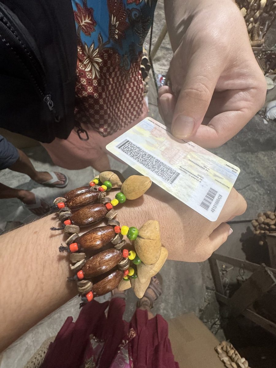 Click to view full-size Bracelet Shaker Small photo 2